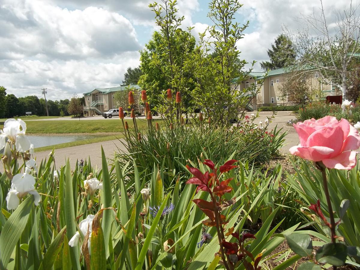 Fairway Suites At The Peak French Creek 외부 사진