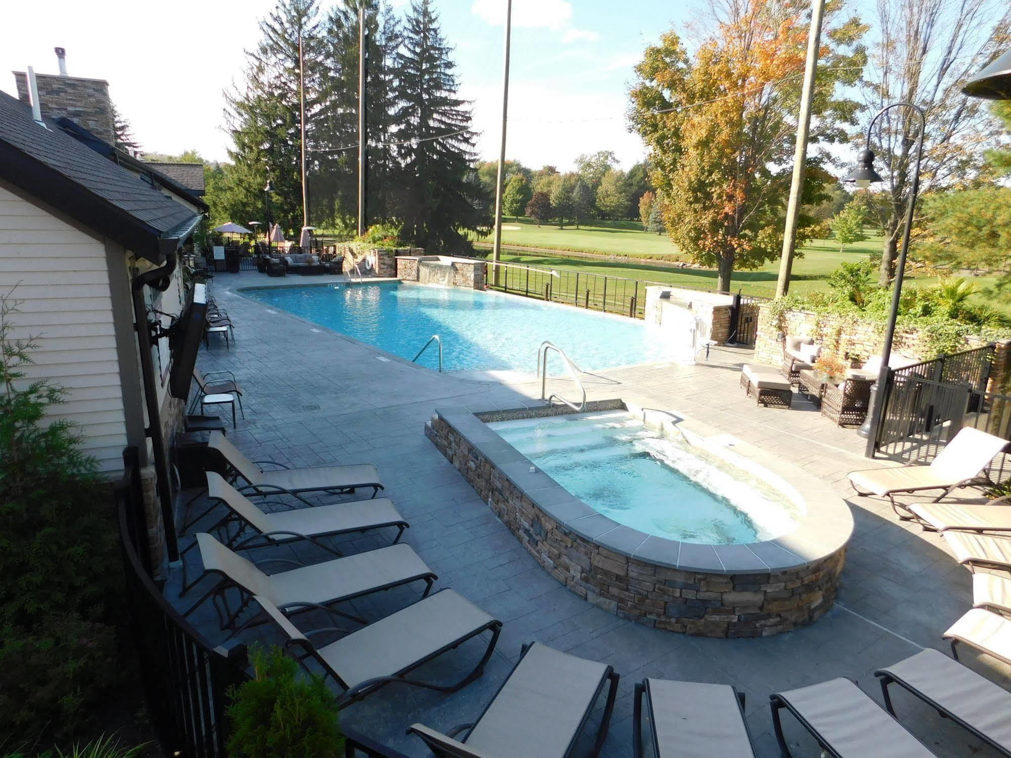 Fairway Suites At The Peak French Creek 외부 사진